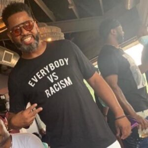 Everybody vs Racism Men's Tee